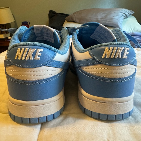 Nike Dunk Low UNC (2021) Size 8 - Picture 2 of 5